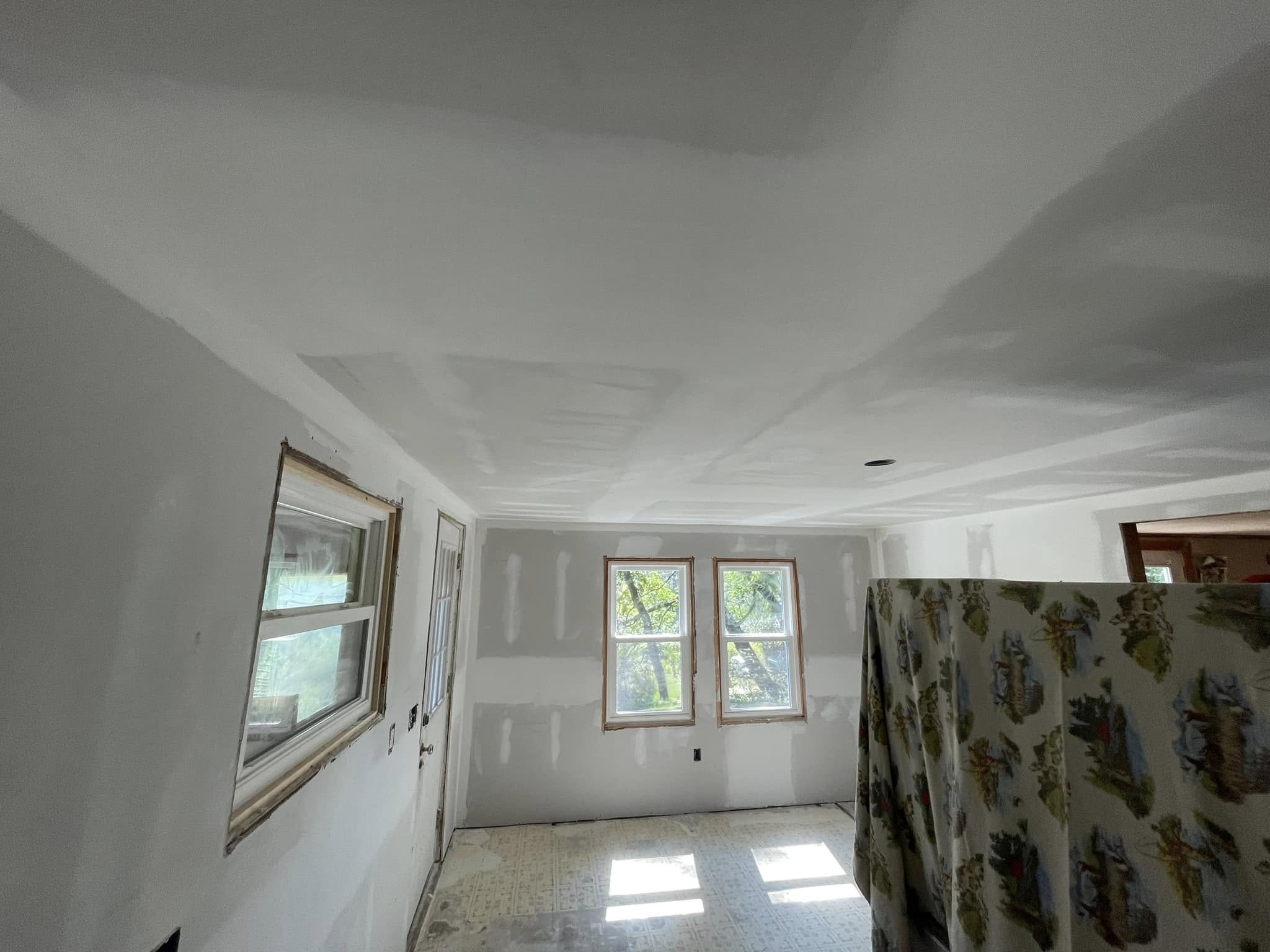 Finished drywall and smooth walls